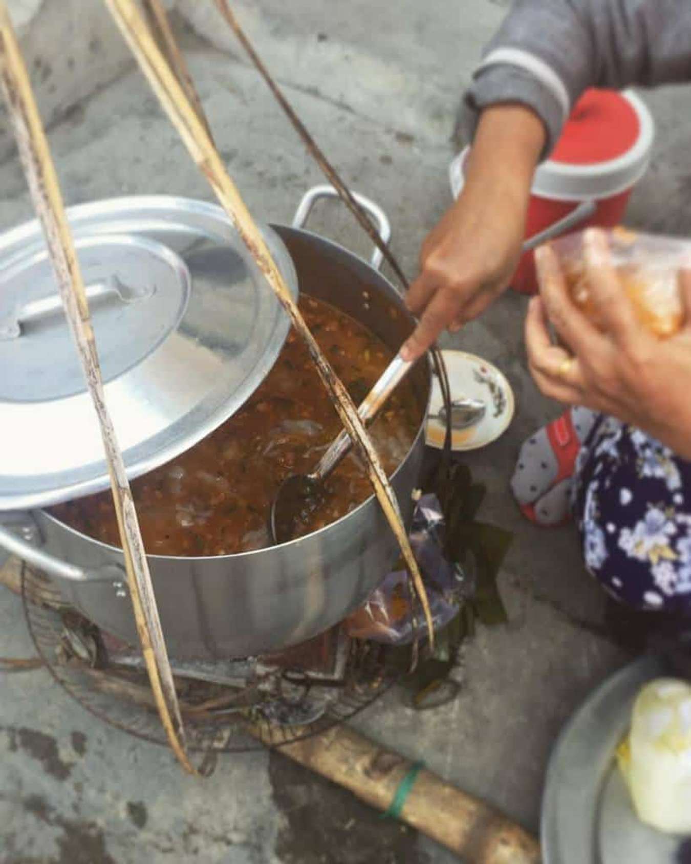 Ăn gì ở Huế? - Bánh canh Nam Phổ