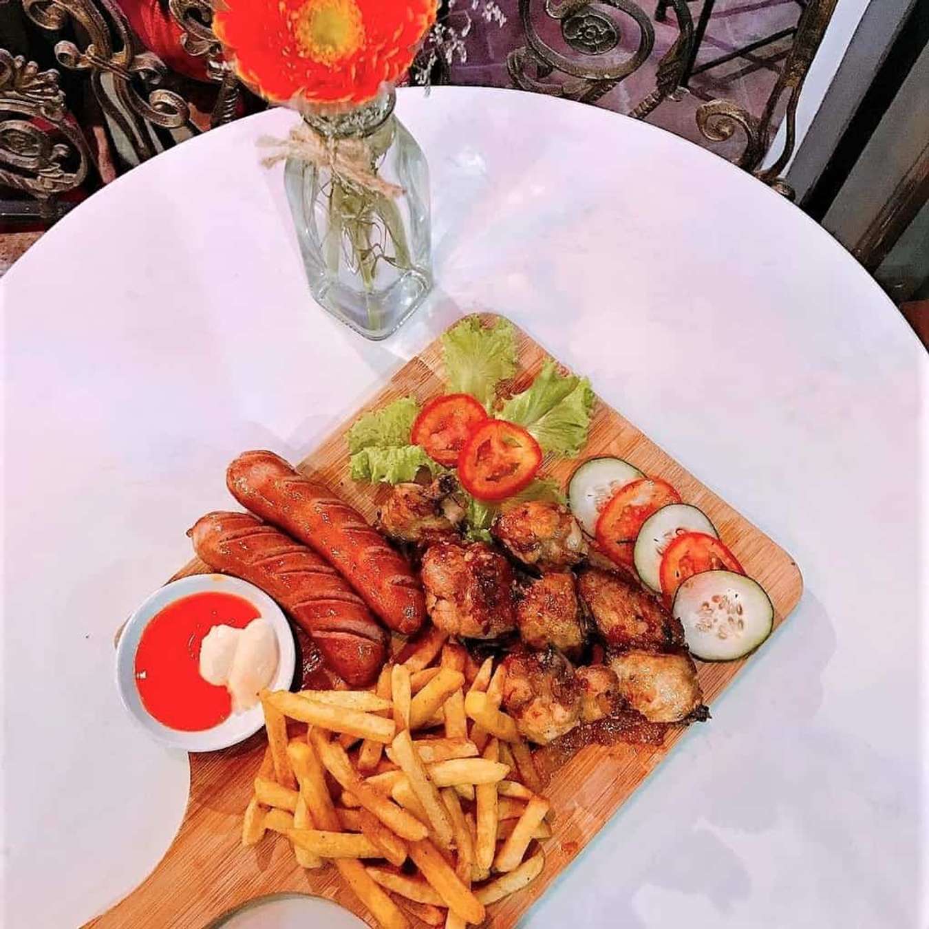 phố đi bộ huế-quán 90s bistro-đồ ăn