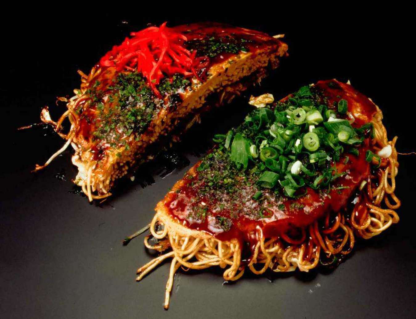 Okonomiyaki – bánh xèo Nhật Bản - món ăn phải thử khi đến Nhật