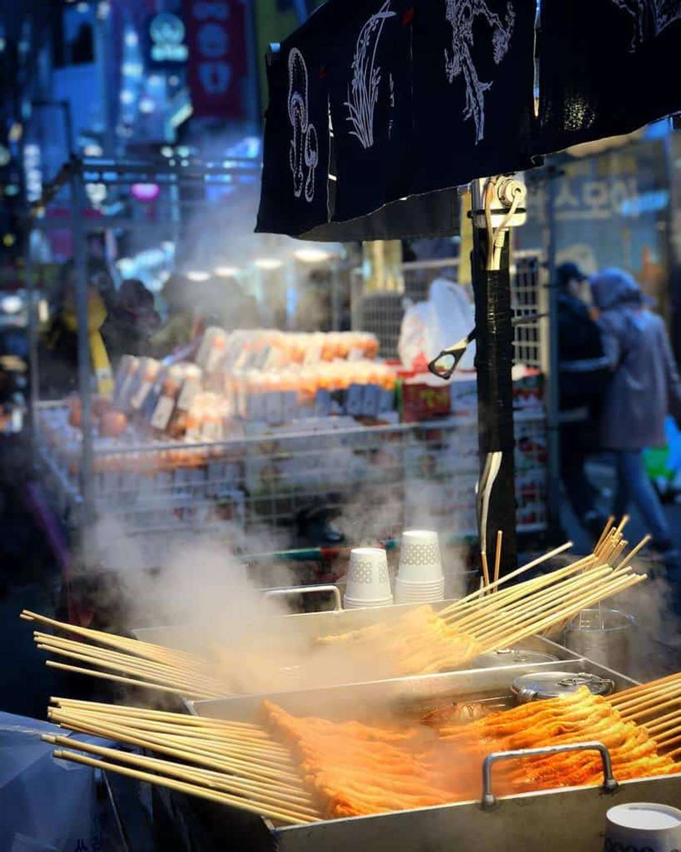 du lịch Hàn quốc tự túc-Khu phố Myeong-dong-bánh cá-bánh gạo