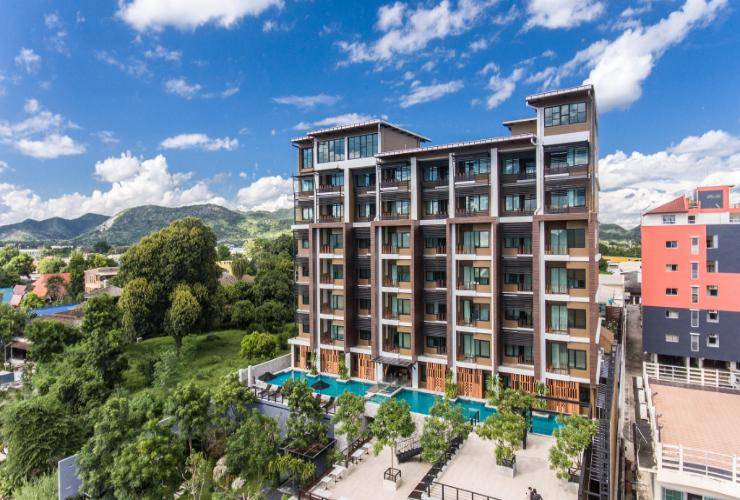 นที เดอะ ริเวอร์ฟร้อนท์ โฮเทล (Natee The Riverfront Hotel Kanchanaburi ) ที่พักกาญจนบุรีริมน้ำ