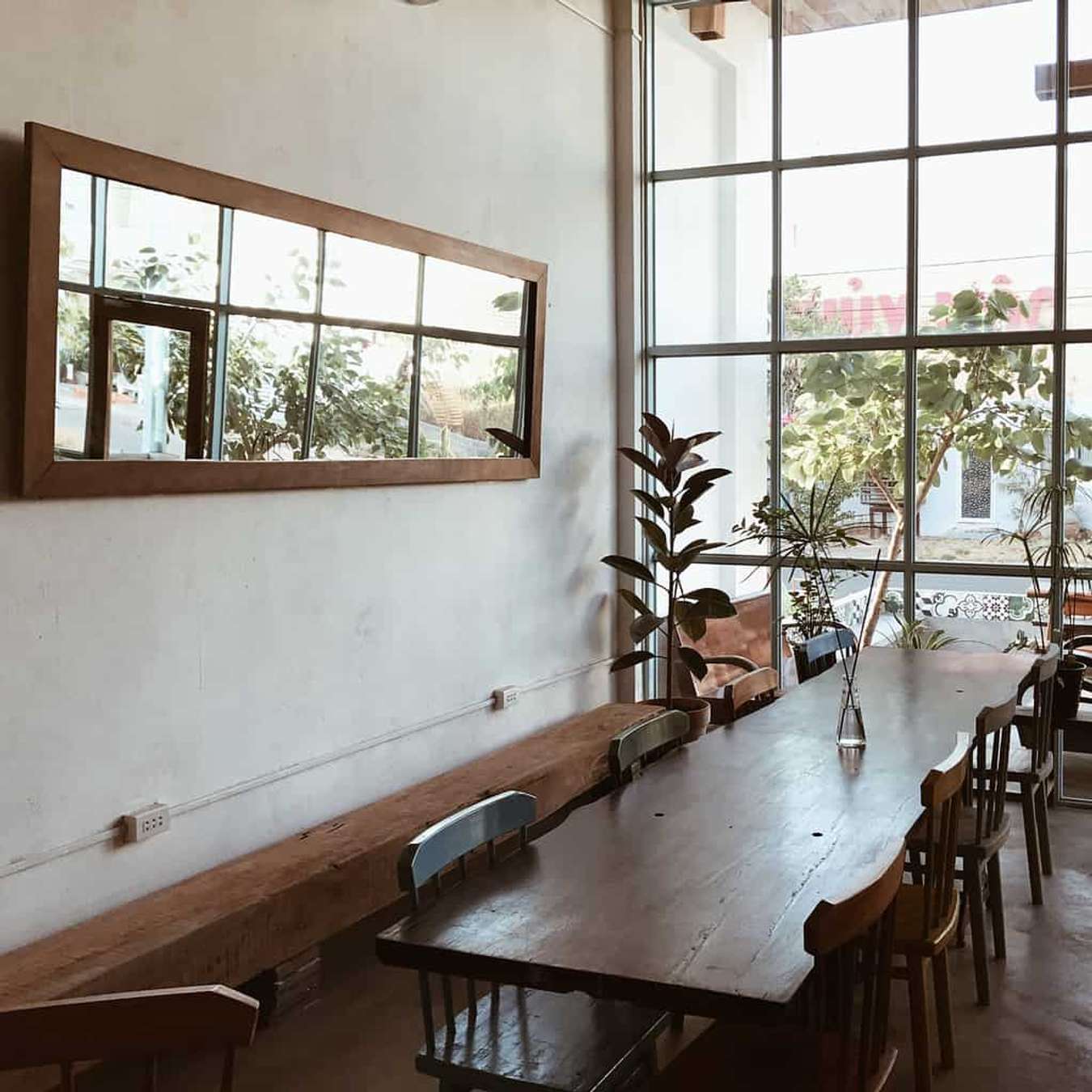 Atelier Bistro & Cafe - cà phê Phan Thiết