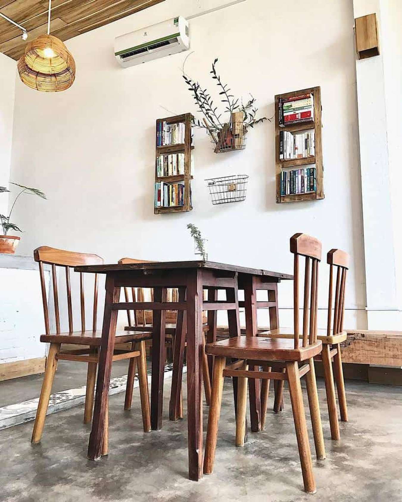 Atelier Bistro & Cafe - cà phê Phan Thiết