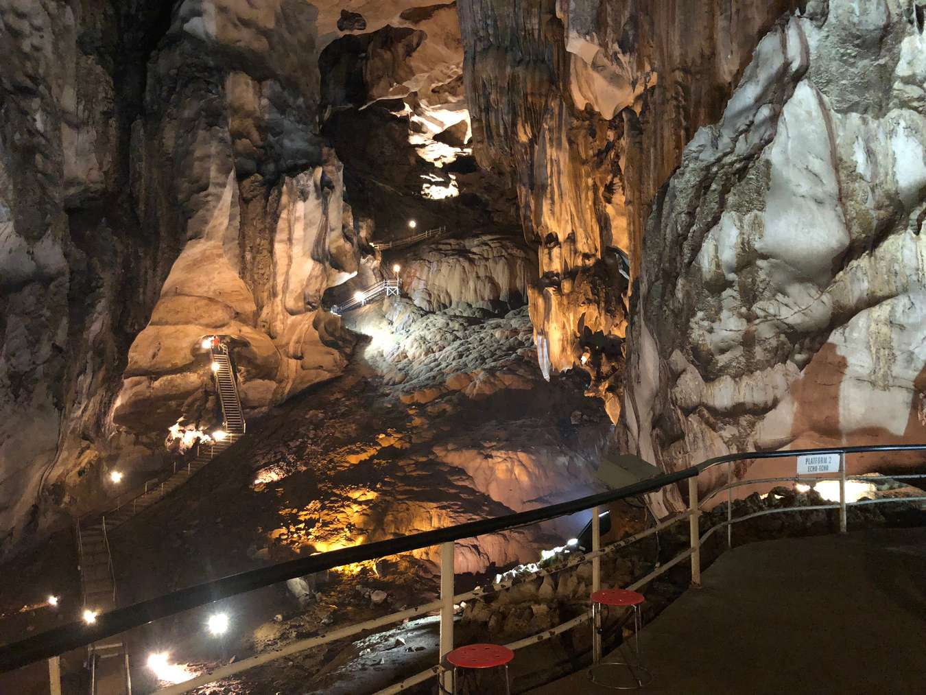 Tempurung Cave