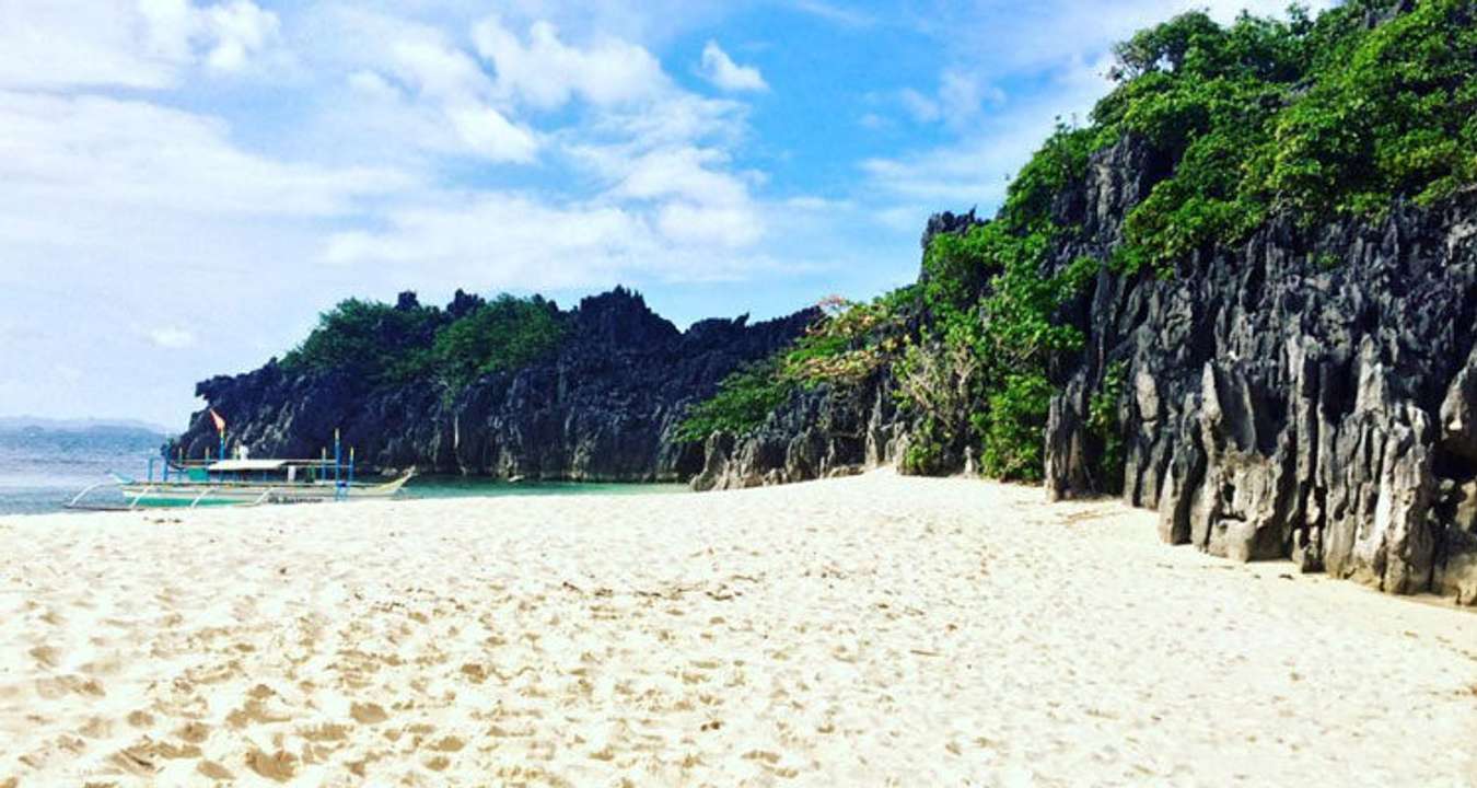 Lahos Island Caramoan