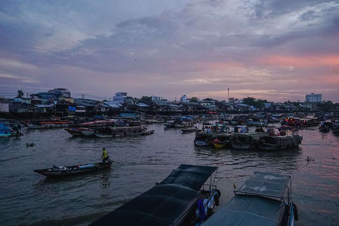 Chợ nổi Cái Răng - Cần Thơ 