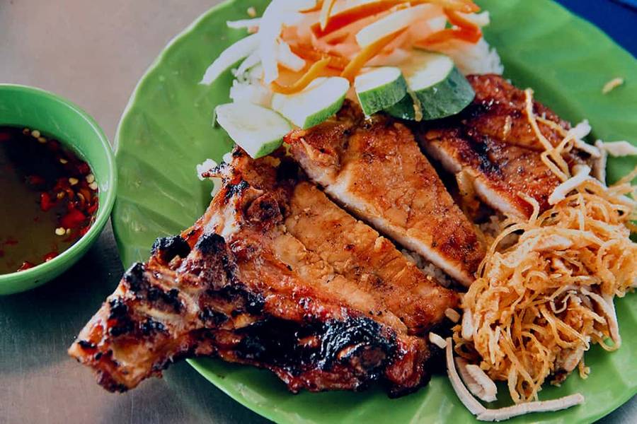 Cơm tấm Ba Ghiền - Quán ăn ngon ở Sài Gòn 