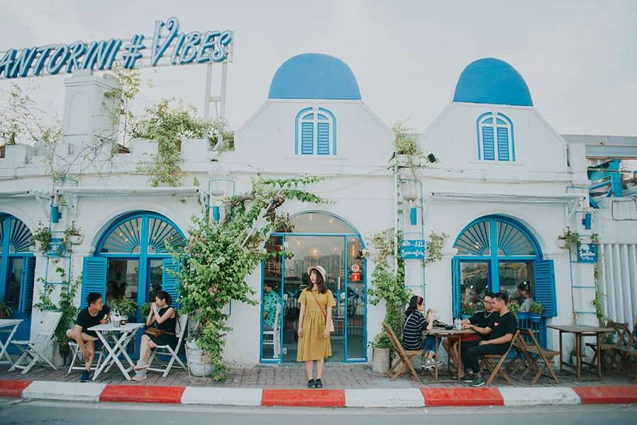 Check-in ngay Santorini Vibes Cafe Hà Nội