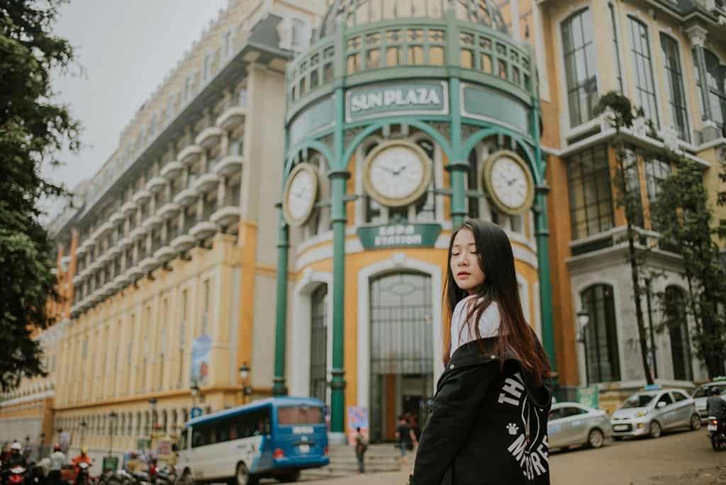Chụp ảnh "phê pha" cả ngày không chán với điểm sống ảo "mới kẻng" ngay tại  trung tâm Sapa