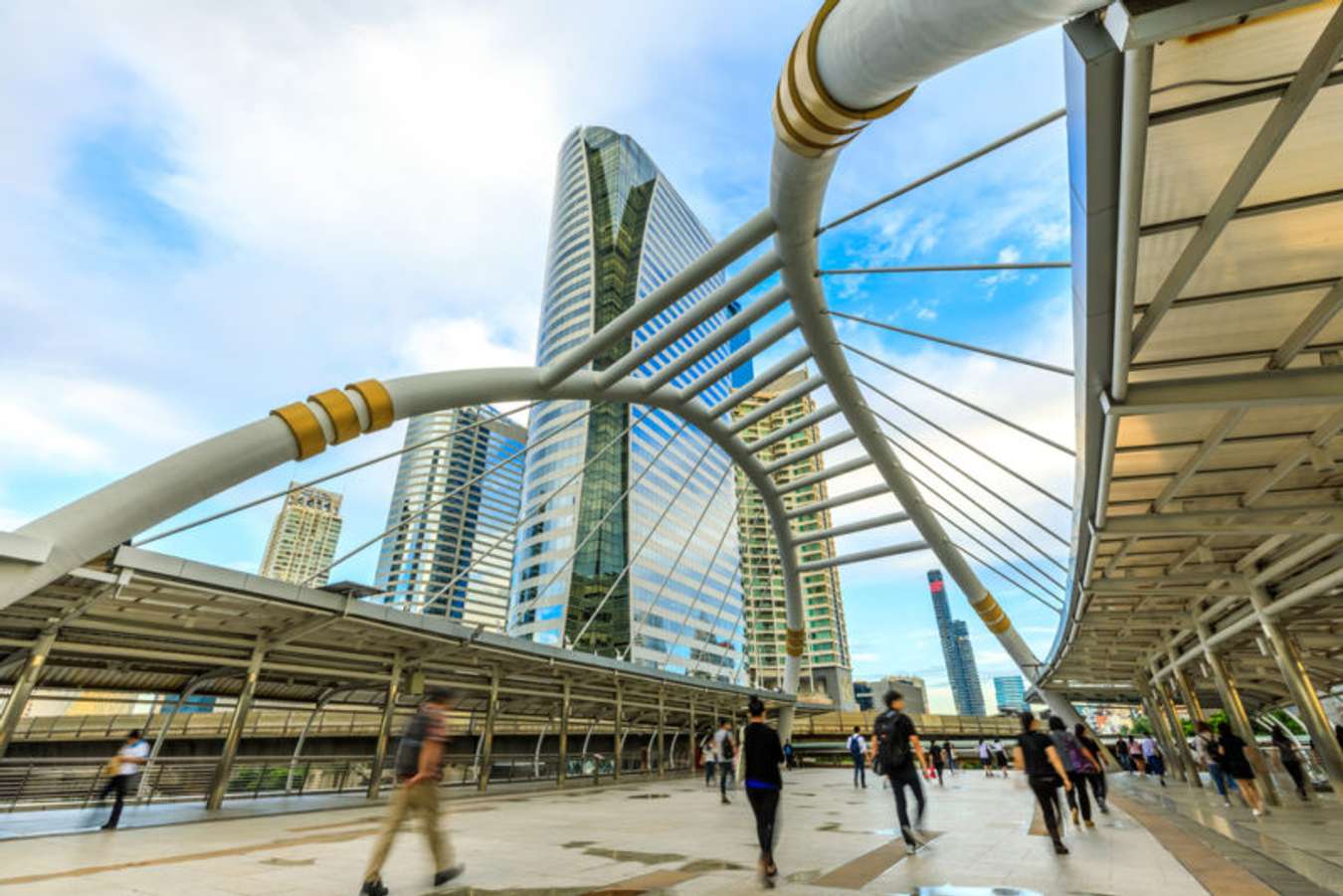 Skywalk ช่องนนทรี - ที่ถ่ายรูปในกรุงเทพ