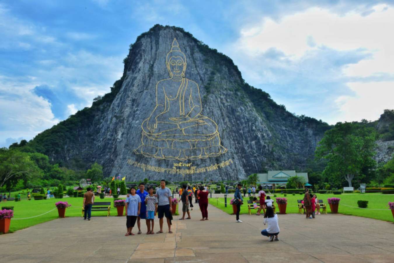 เขาชีจรรย์ - สถานที่เที่ยวชลบุรี