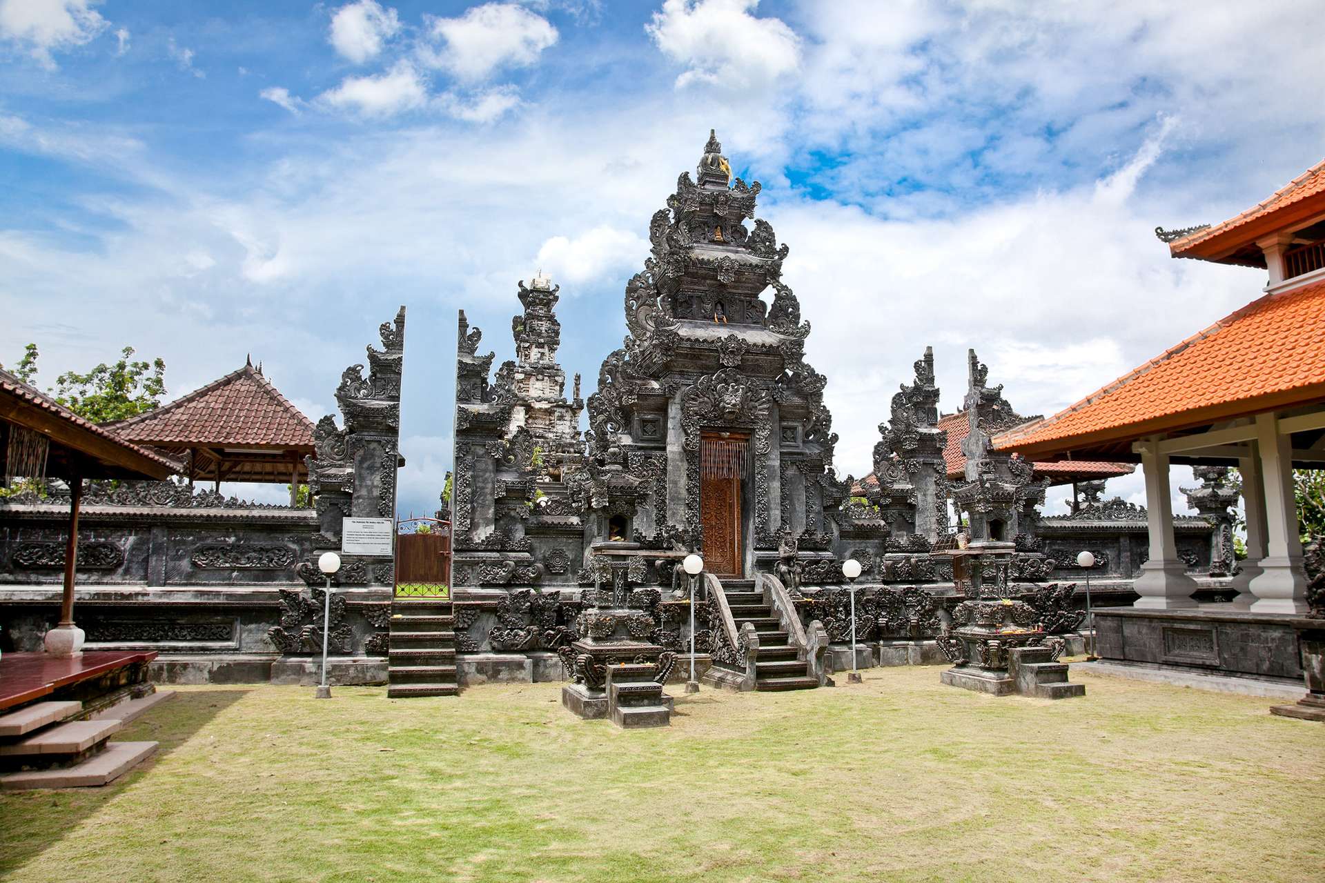 Nama tempat ibadah hindu