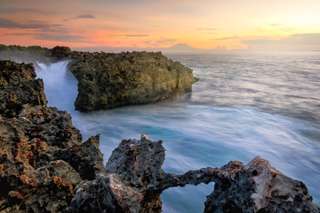 Discover the Beauty of Water Blow in Nusa Dua, Michelle Sonya