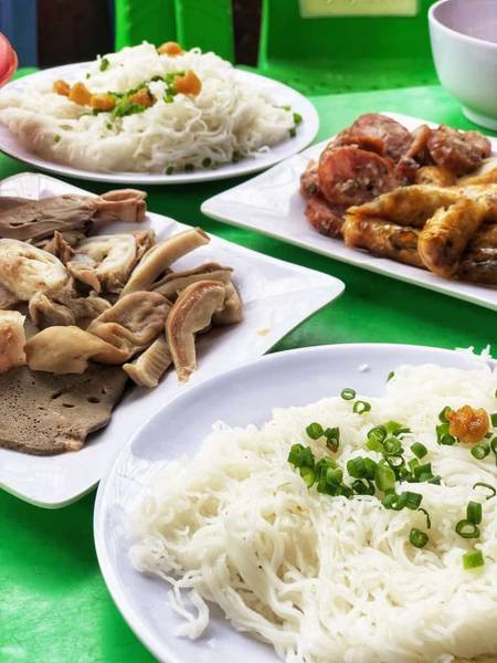 món ngon phan thiết-Bánh hỏi lòng heo