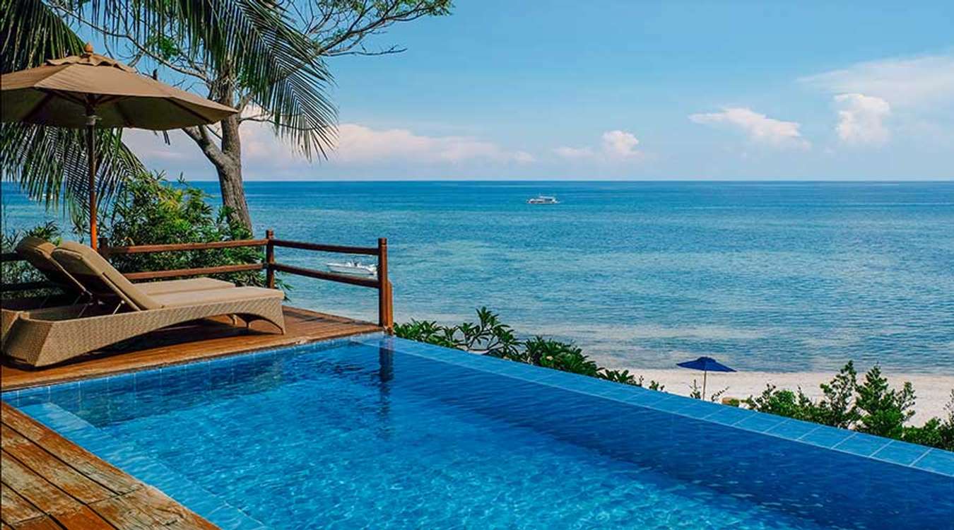 Infinity pool at Infinity Villa