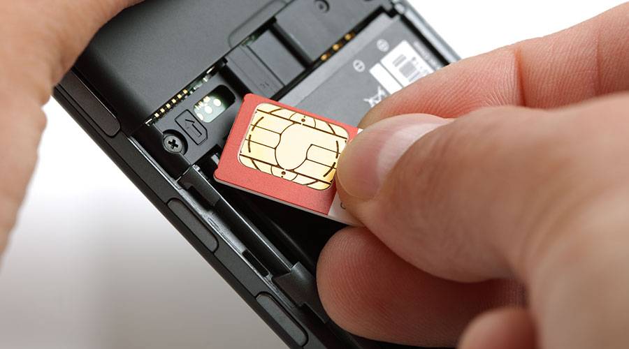 Inserting a SIM card