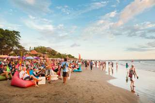 5 Tips Liburan Ramah Kantong di Seminyak, Traveloka Editorial