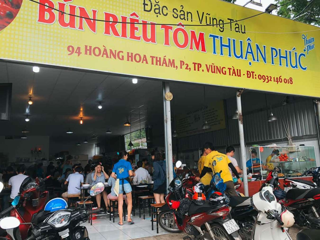 ăn gì ở Vũng Tàu-bún riêu tôm thuận phát