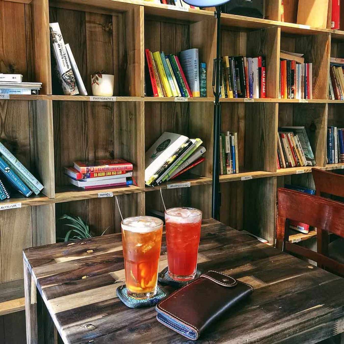 quán cà phê yên tĩnh - tranquil books cafe