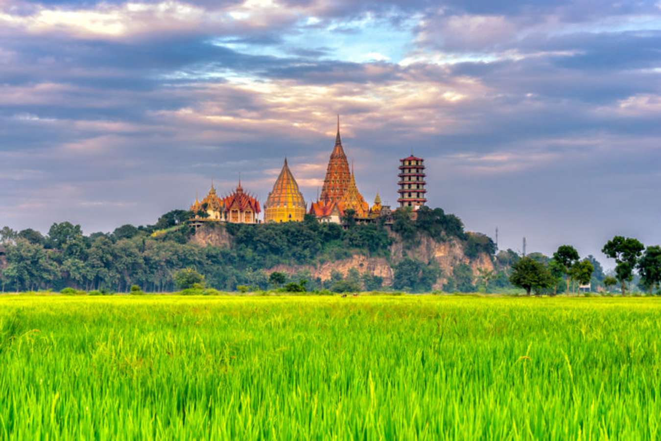 ดถ้ำเสือ มีนา คาเฟ่ - สถานที่เที่ยวในกาญจนบุรี