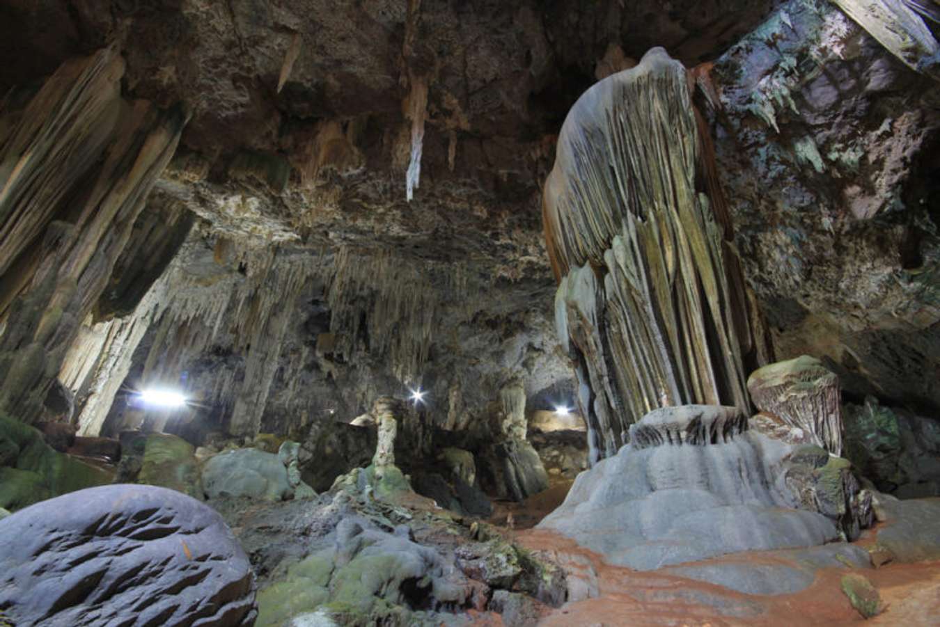 ถ้ำเขาเกรียบ - สถานที่เที่ยวชุมพร