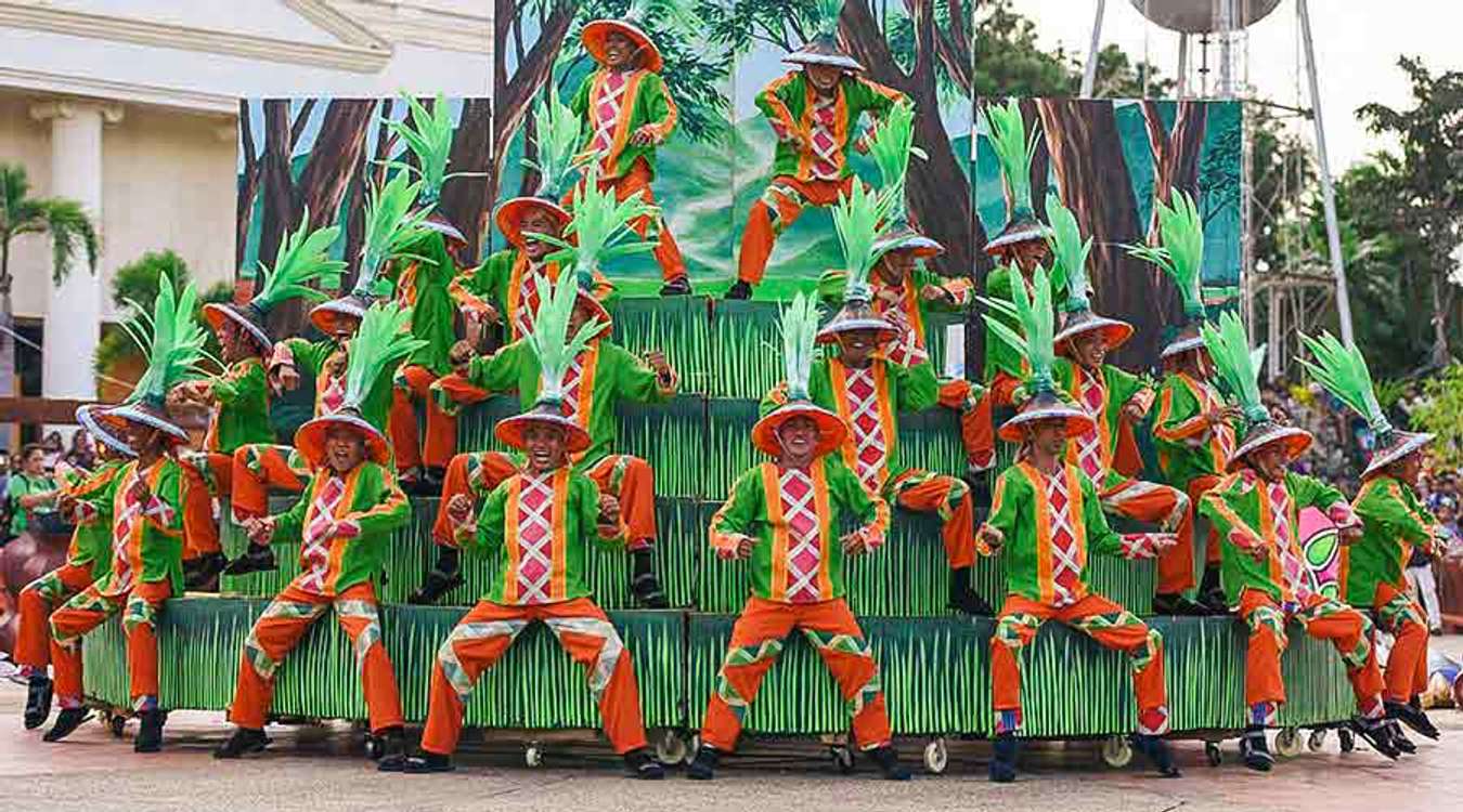 Baragatan Festival float with dancers