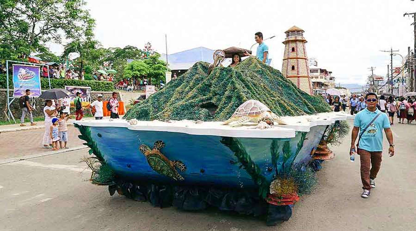 Baragatan Festival float