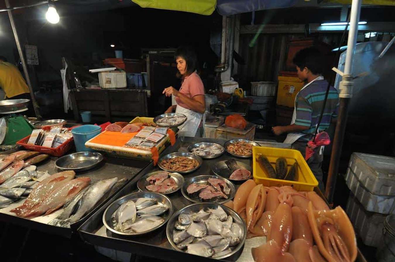 Chợ cá - ăn gì ở Kuala Kumpur