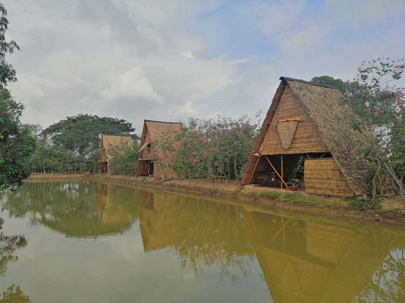 du lịch sa đéc-bungalow Maison En Bambou Phong-le Vent