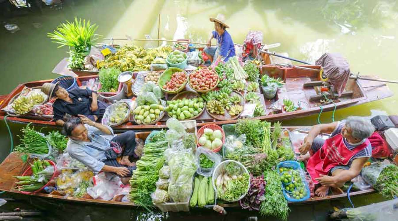 Tha Kha Floating Market