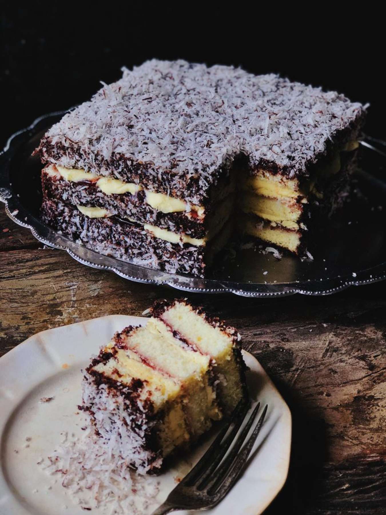 Bánh Lamington - ăn gì ở Sydney