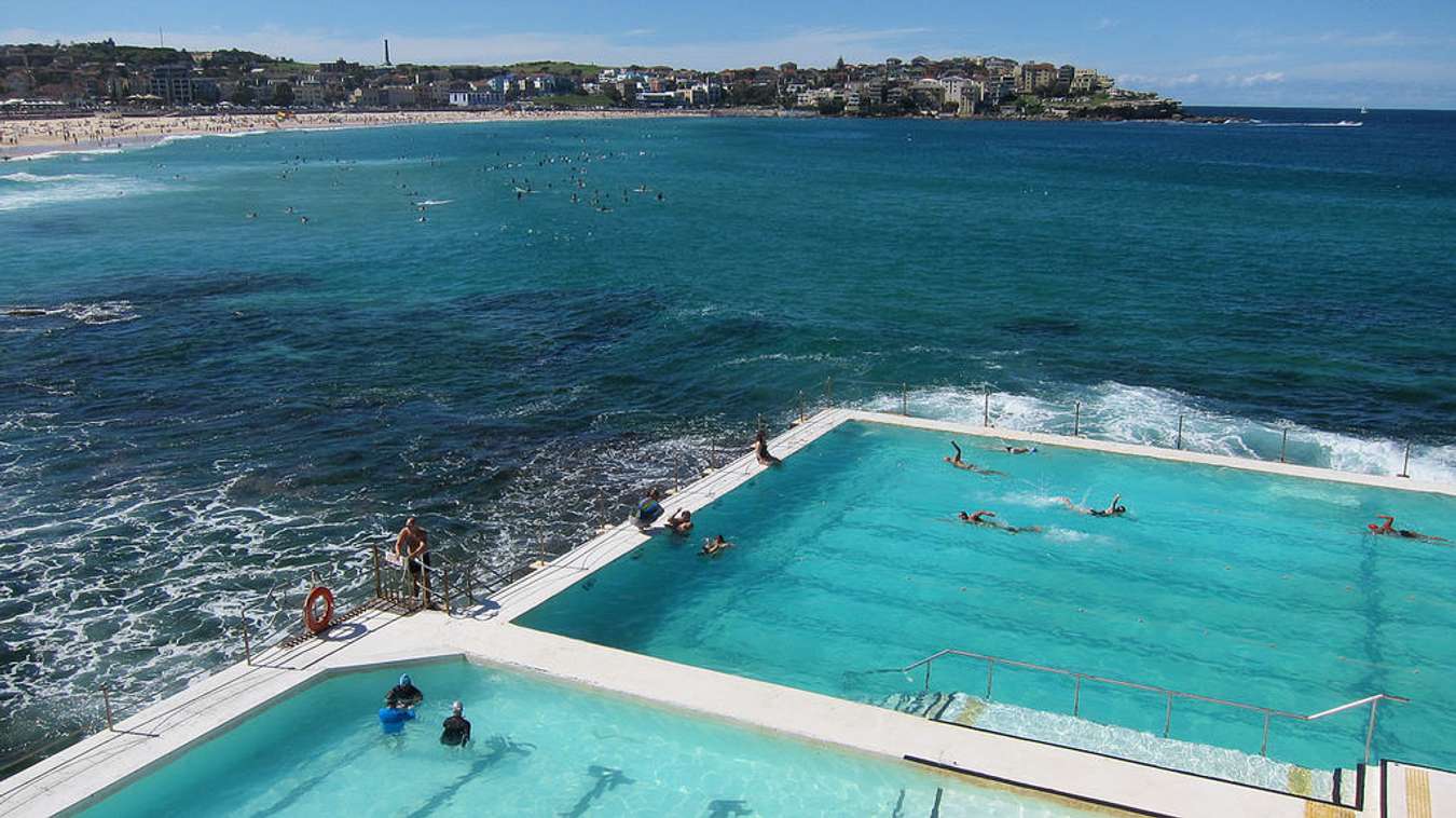 du lịch sydney nên đi đâu-bondi beach