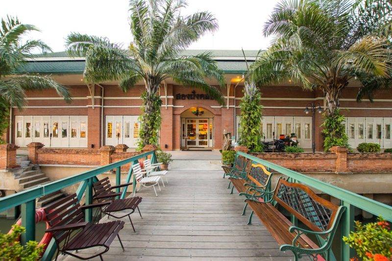 ร้านอาหารสองฝั่งคลอง - สถานที่เที่ยวนนทบุรี
