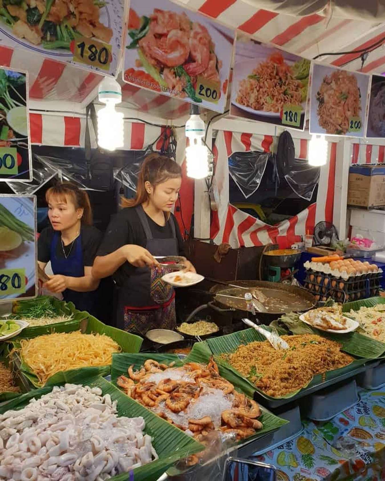 Saphang Lueng - ăn gì ở Bangkok 