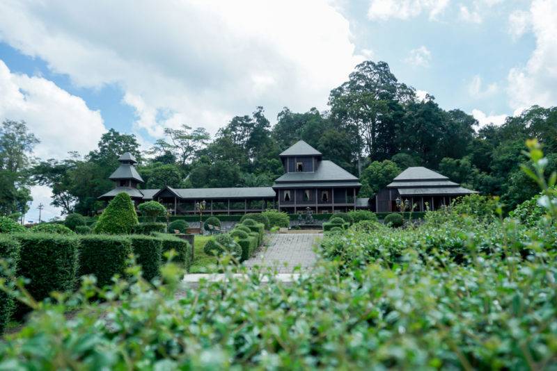 ที่เที่ยวระนอง พระราชวังรัตนรังสรรค์