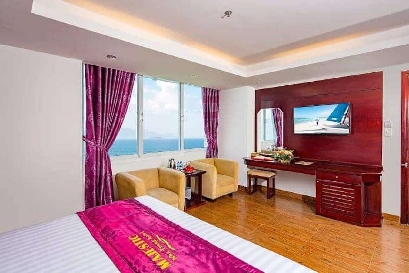 Majestic Nha Trang Hotel