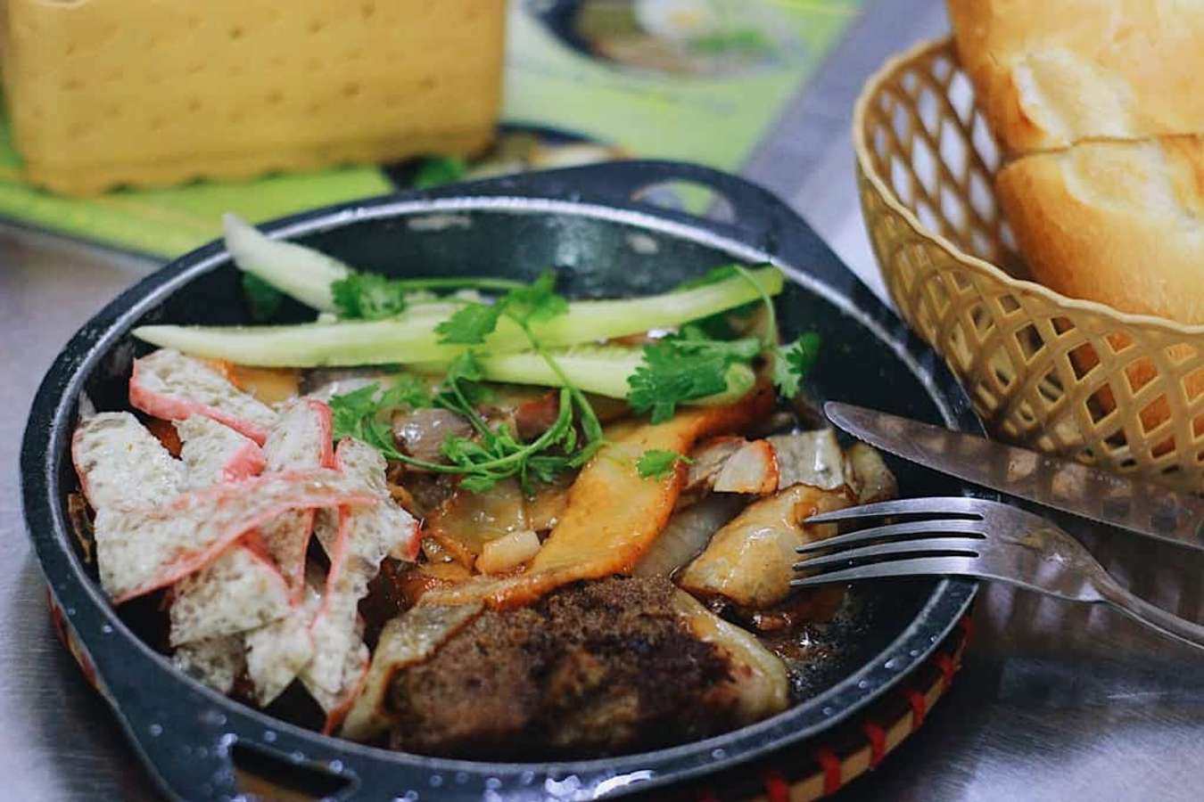 Bánh mì bà Dần - ẩm thực Hà Nội