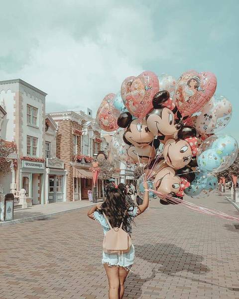 Công viên giải trí châu Á - Hong Kong Disneyland