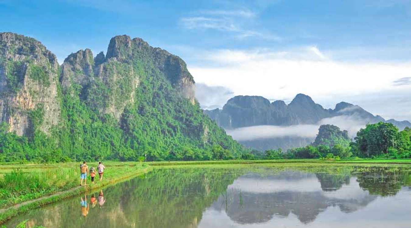 Vang Vieng Phnom Penh