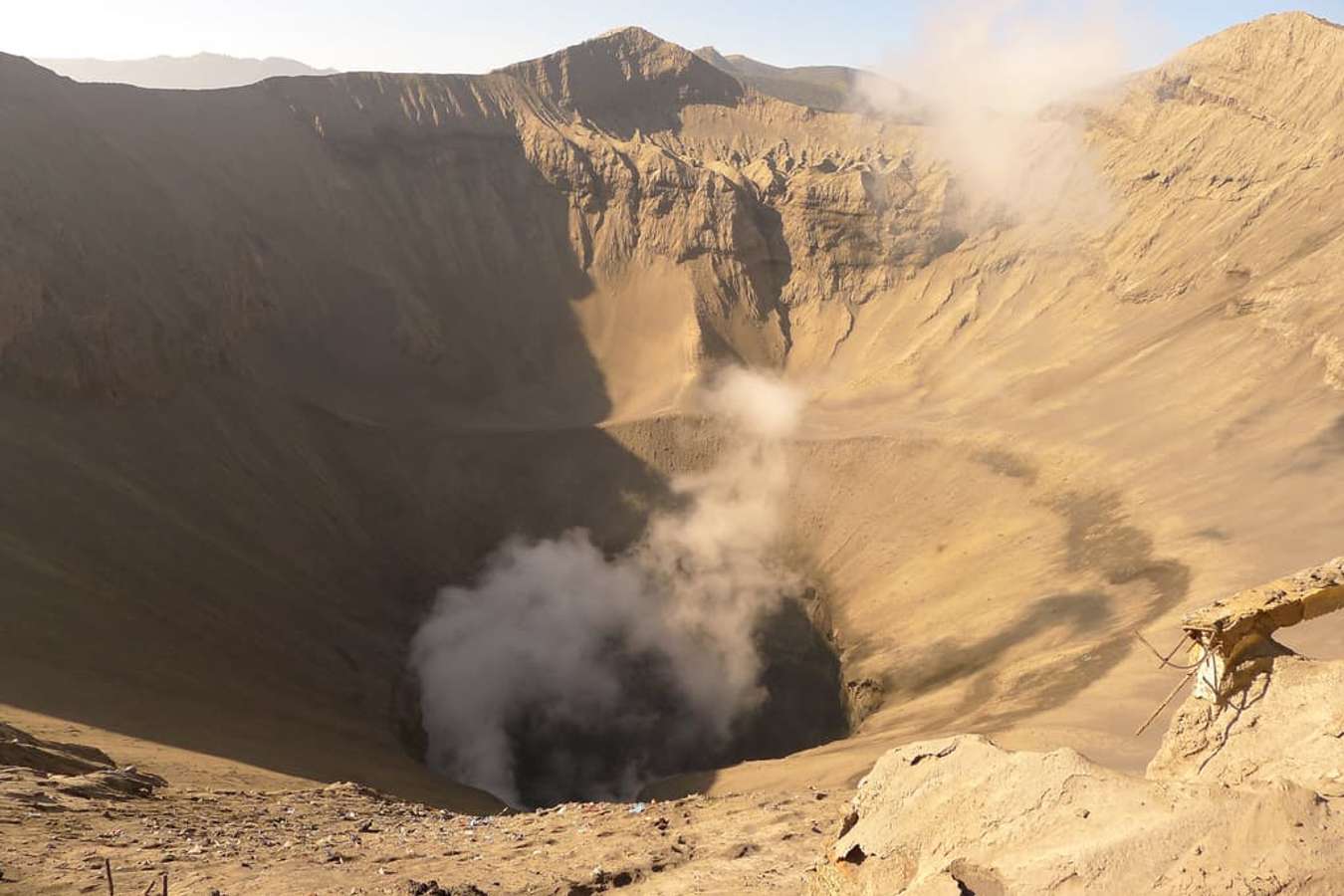 Leo núi lửa Bromo Indonesia 