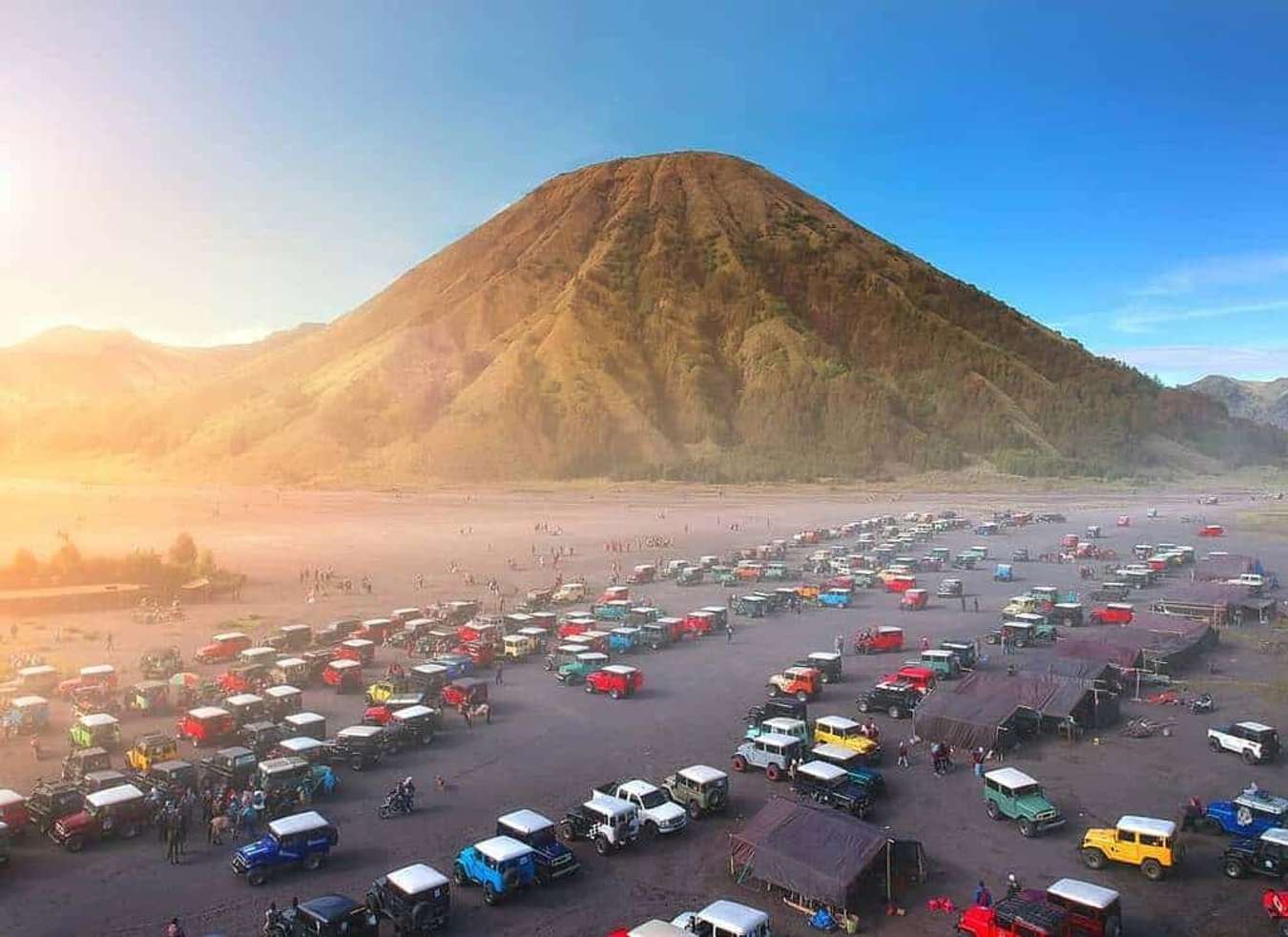 Leo núi lửa Bromo 