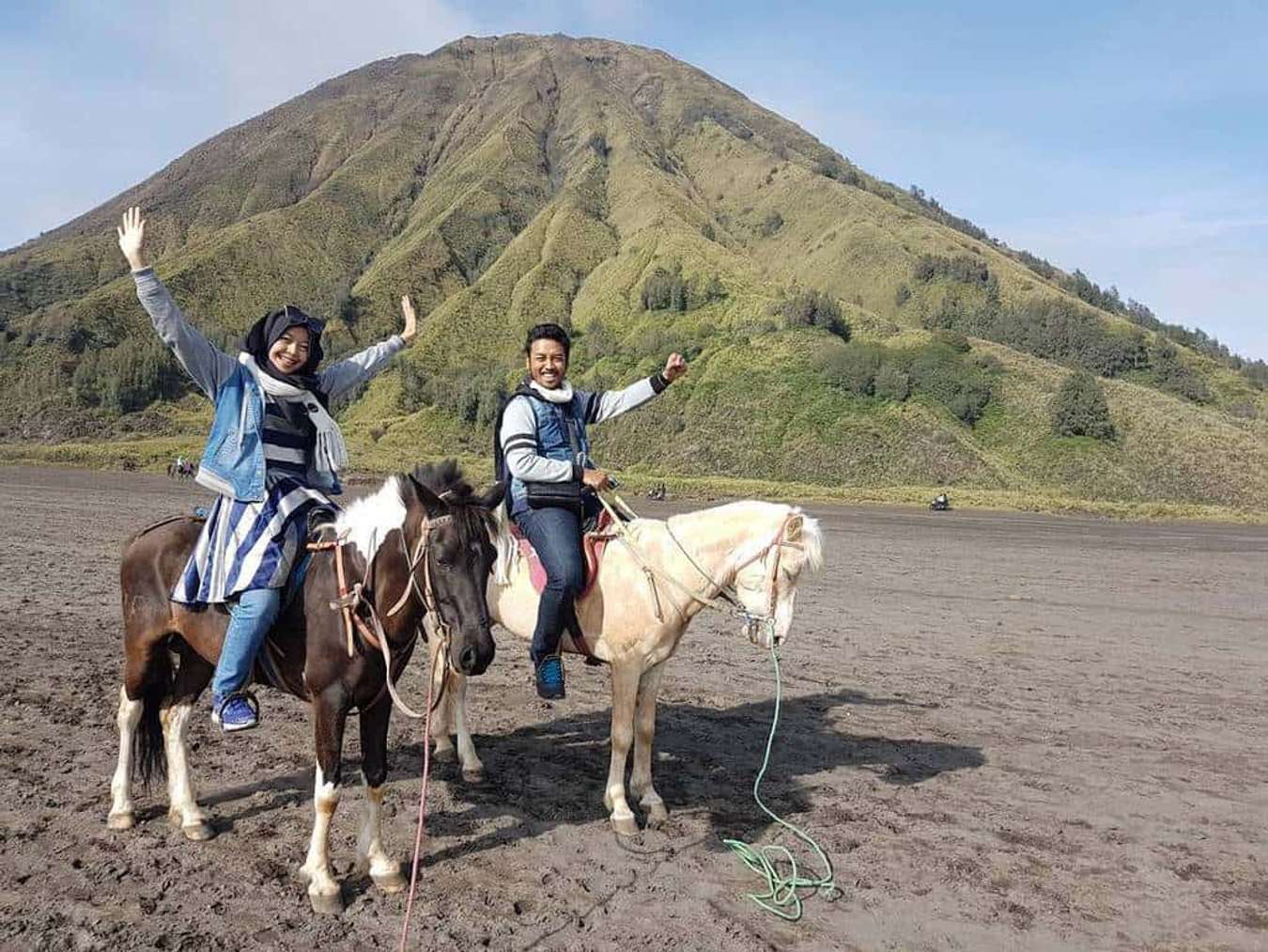 Leo núi lửa Bromo Indonesia 