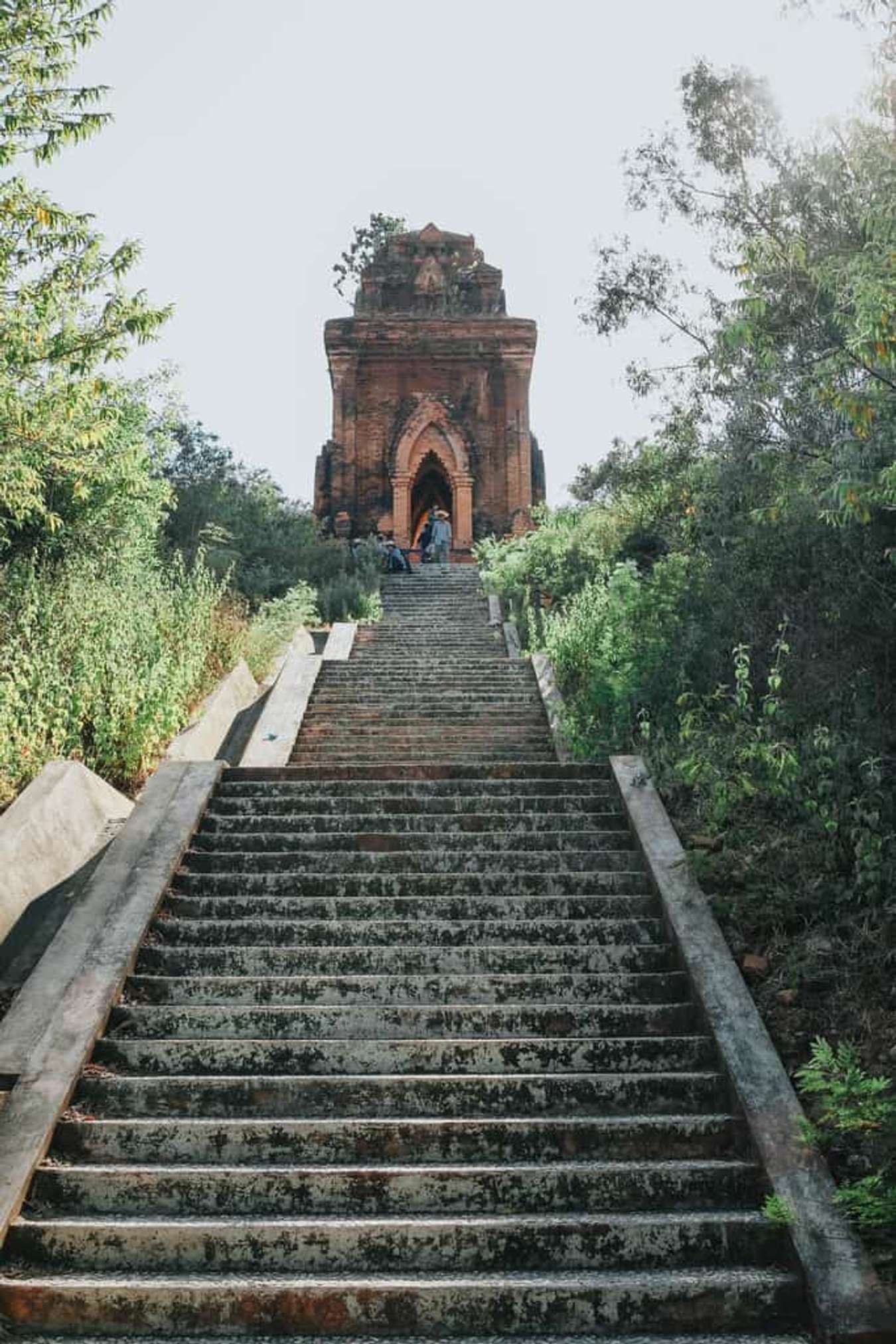 quy nhơn có gì chơi-tháp bánh ít