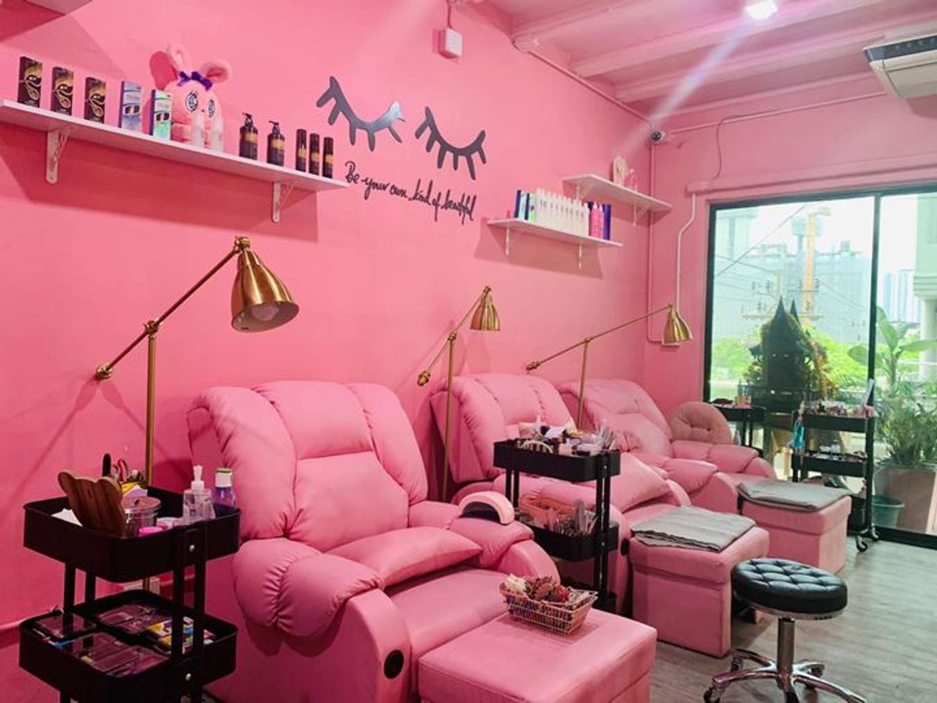 หนีฝนไปผ่อนคลายที่ Sleep Salon Spa สปาช็อกกี้ พิงค์ สวรรค์ของคนรักสีชมพู