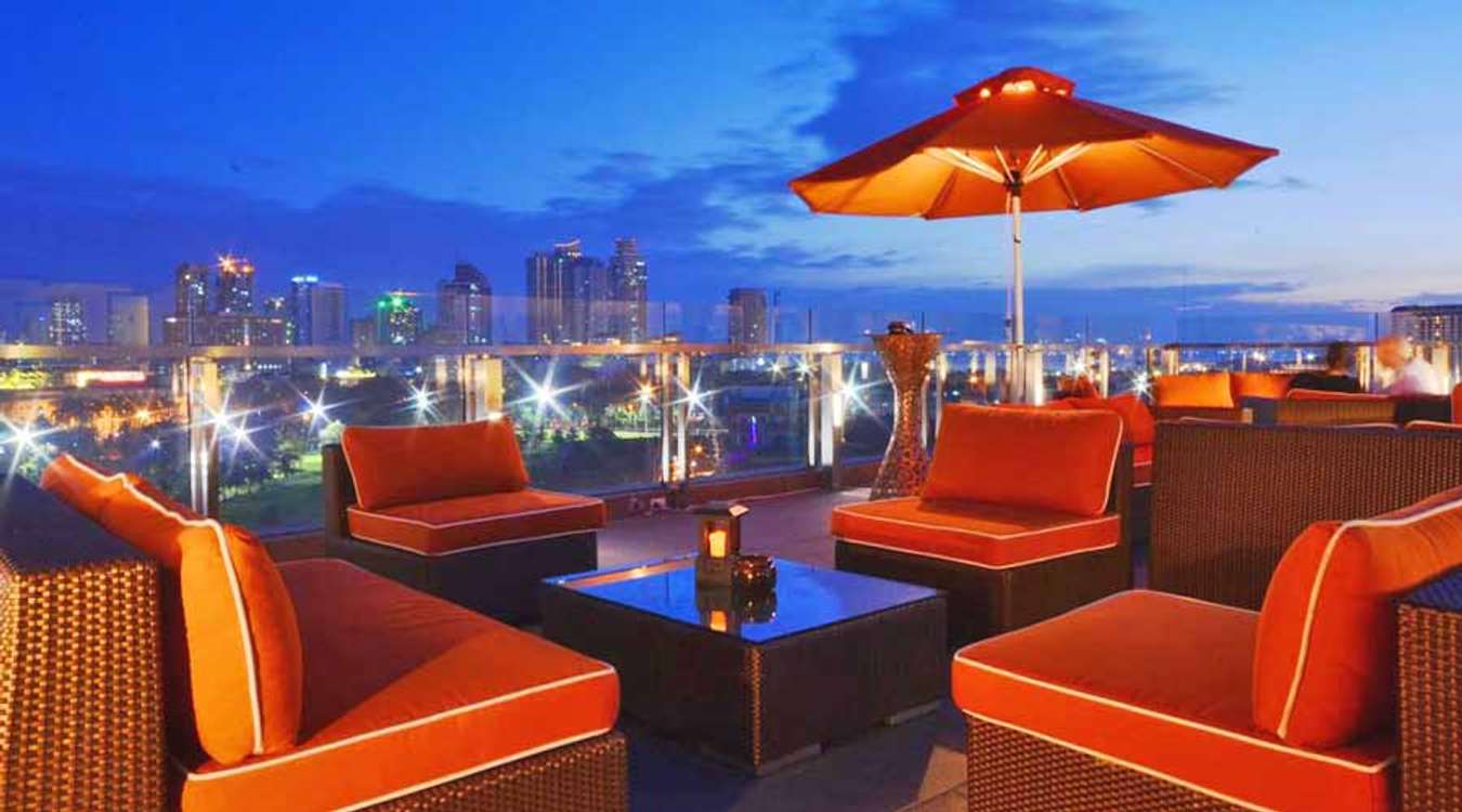 Sky Deck View Bar at The Bayleaf Intramuros