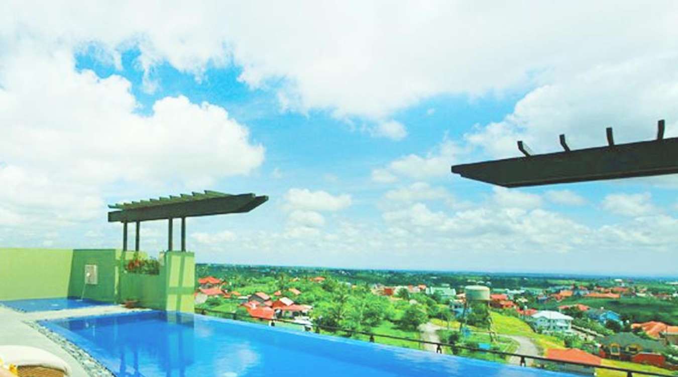 One Tagaytay Place Pool