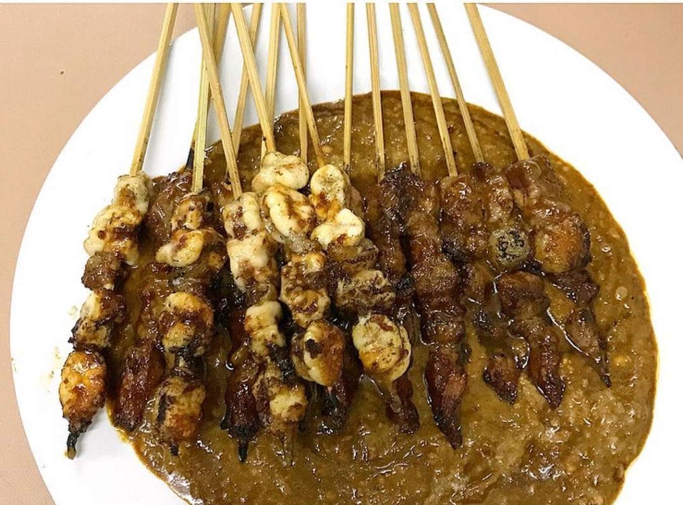 Sate Sumsum dan Ginjal Sapi Pak Oo