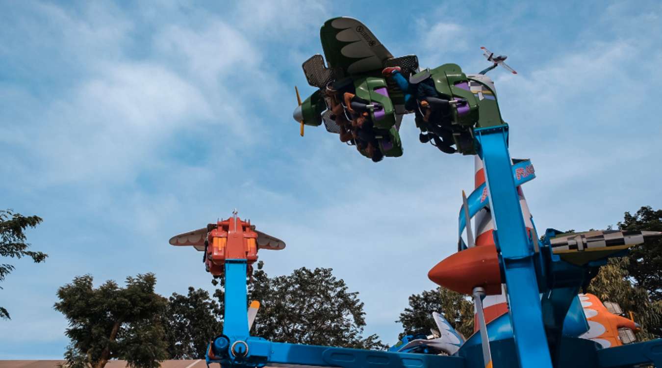 Enchanted Kingdom's Air Race