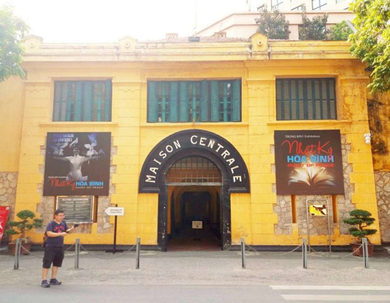 พิพิธภัณฑ์เรือนจำฮัวโล (Hoa Lo Prison Museum) - เที่ยวฮานอย