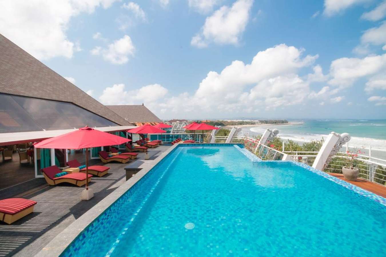 Khách sạn Bali - Kutabex Beachfront Hotel